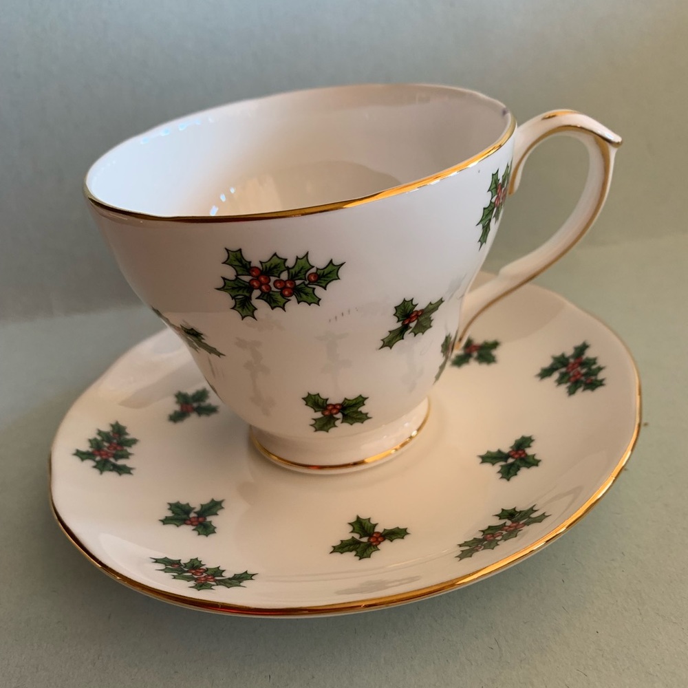English bone china set of tea/coffee cup and saucer